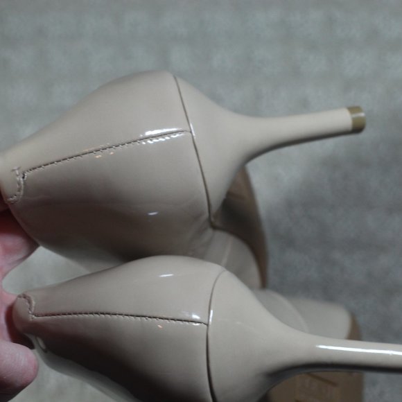 NWOT Alfani Step n Flex Jules Nude Patent Pointed Toe Heels - Picture 5 of 8